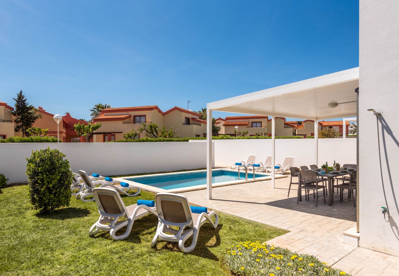 Villa en Cala´n Bosch - Villa Perez