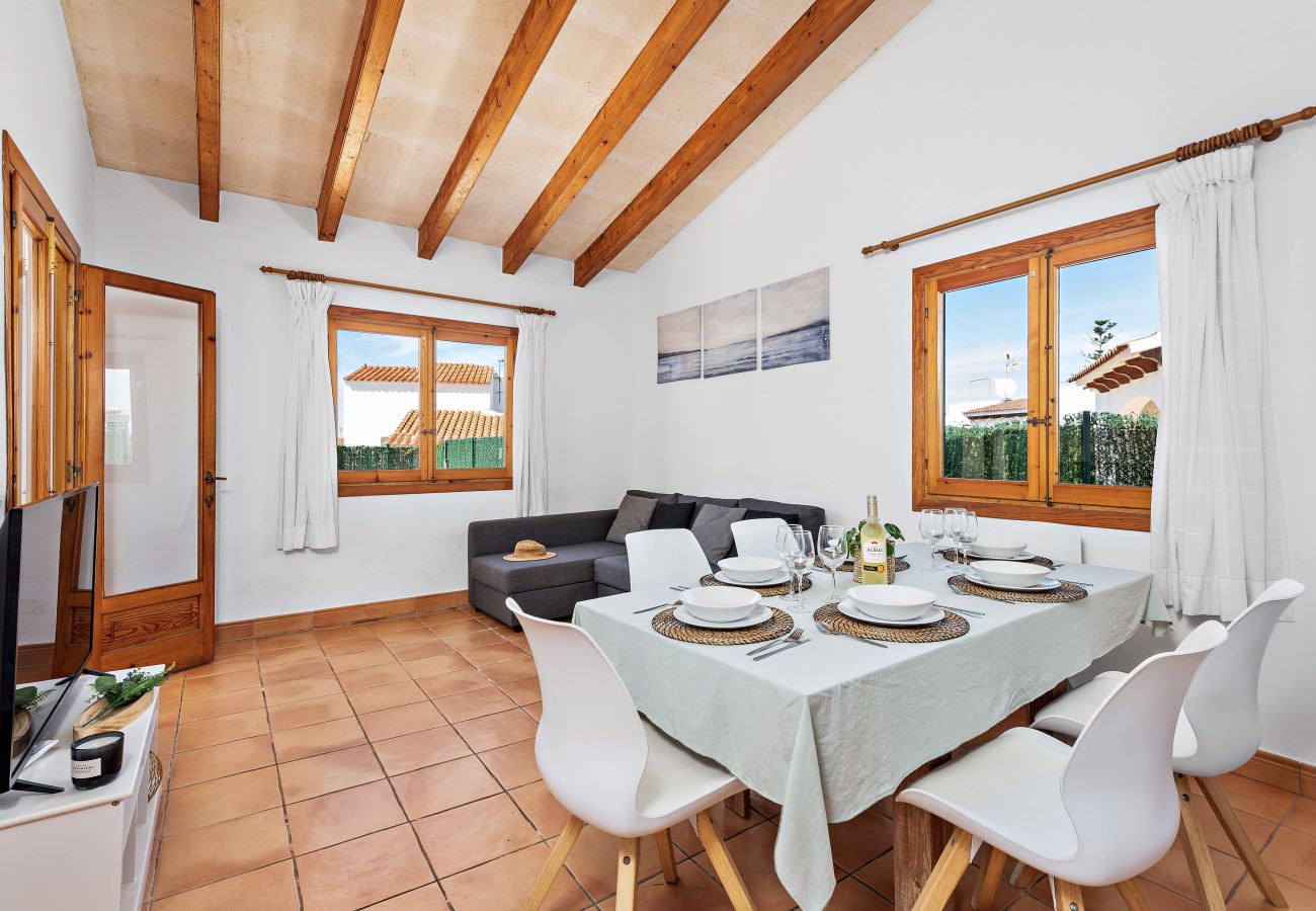 Villa in Cala´n Bosch - Villa Mar