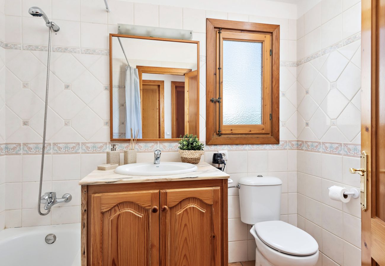 Villa in Cala´n Bosch - Villa Mar