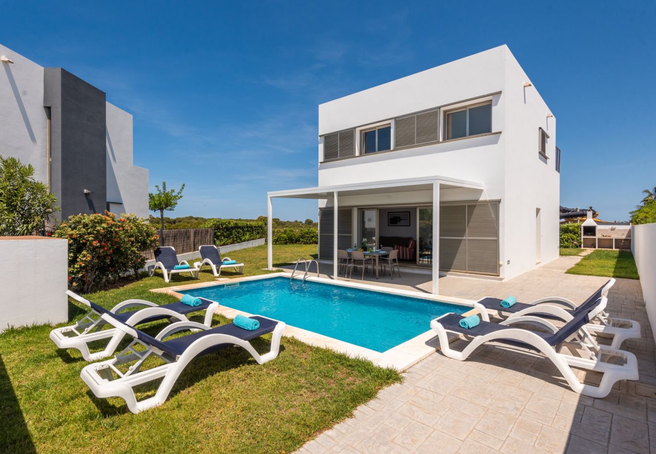 Villa in Cala´n Bosch - Villa 26