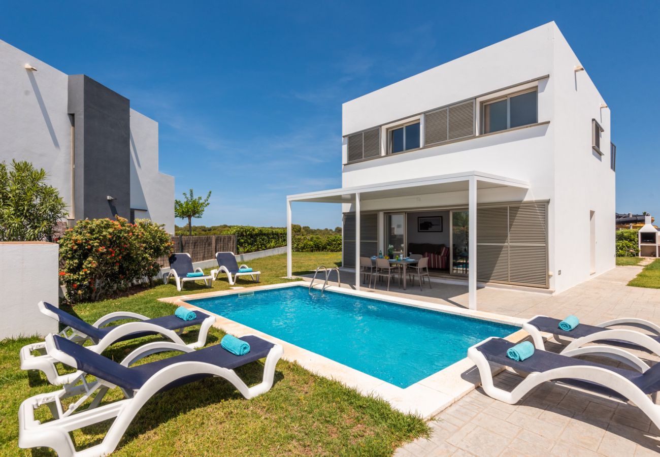 Villa in Cala´n Bosch - Villa 26