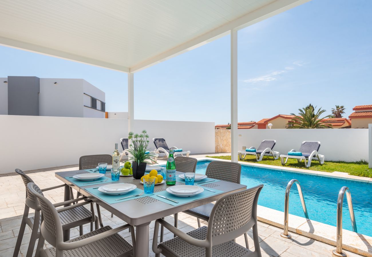 Villa in Cala´n Bosch - Villa 26