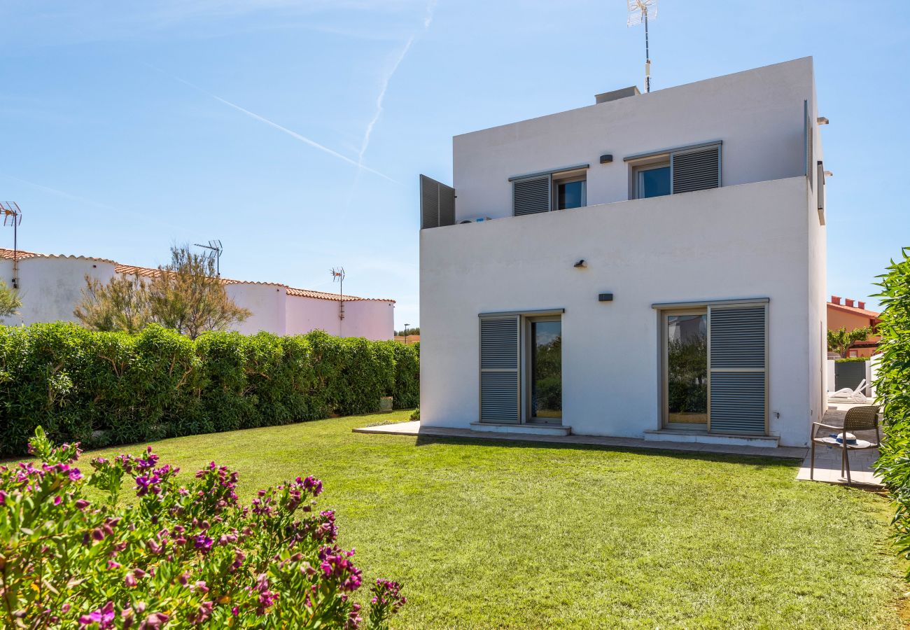 Villa in Cala´n Bosch - Villa Perez