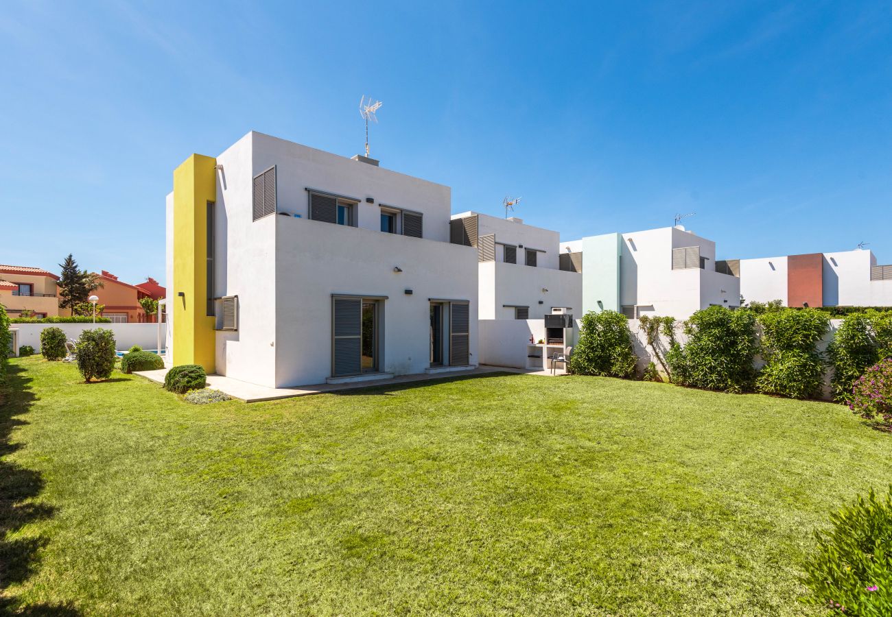 Villa in Cala´n Bosch - Villa Perez